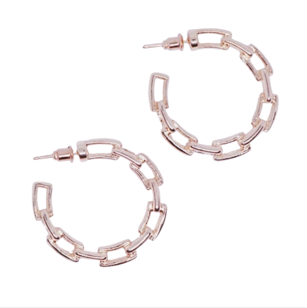 Gold chain hoop‎ earrings